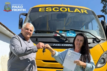 Paulo Frontin recebeu um novo micro-ônibus destinado ao transporte escolar!